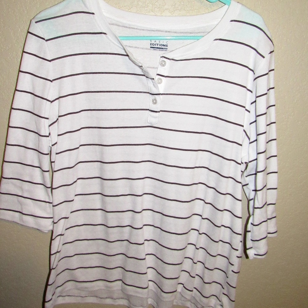 White 3/4 Sleeve Striped Shirt